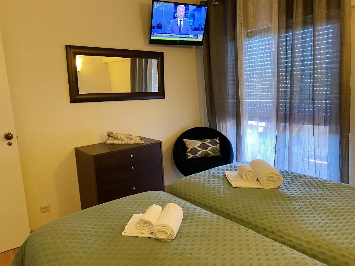 Charming Vilamoura Apartment with Shared Pool