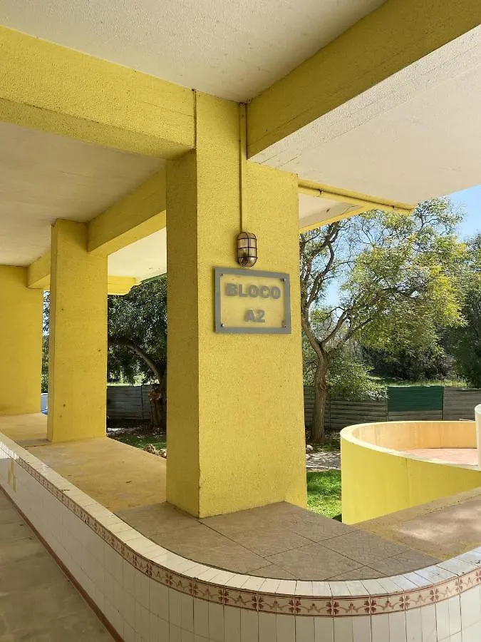 Charming Vilamoura Apartment with Shared Pool